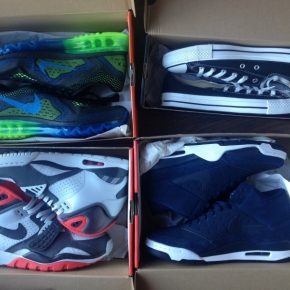 De sneakers van Kaj